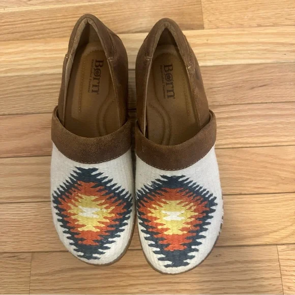 Born Brown and Cream Geometric Mule Moccasins - Picture 3 of 8